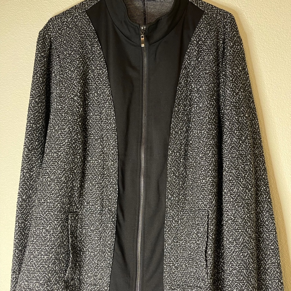 Fashion Bug Jacket🖤